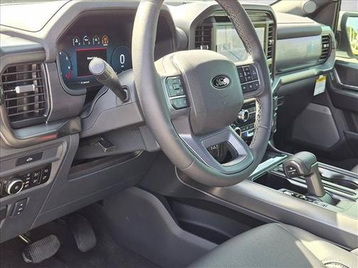 Star White Metallic Tri-Coat 2026 Ford F-150 Lariat