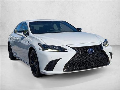2022 Lexus ES 300h F SPORT