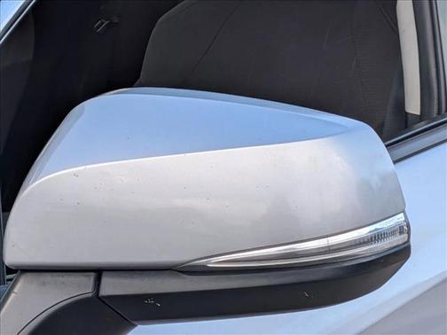 Silver Sky Metallic 2019 Toyota RAV4 XLE