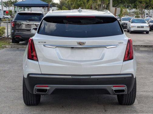 2020 Cadillac XT5 Premium Luxury