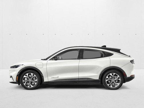 Star White Metallic Tri-Coat 2026 Ford Mustang Mach-E Premium