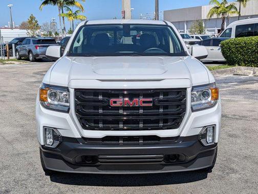 Summit White 2022 GMC Canyon Elevation