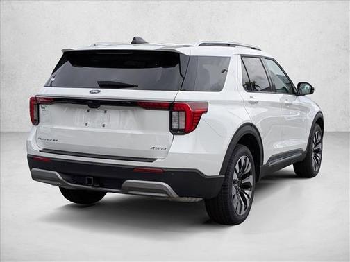 Star White Metallic Tri-Coat 2026 Ford Explorer Platinum