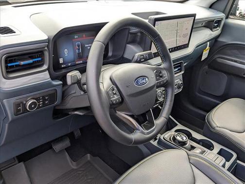 2025 Ford Maverick Lobo