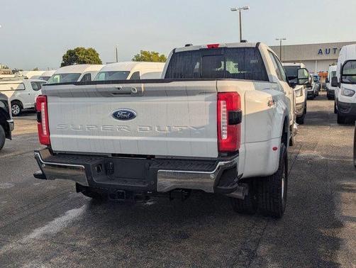 2026 Ford F-350 XLT