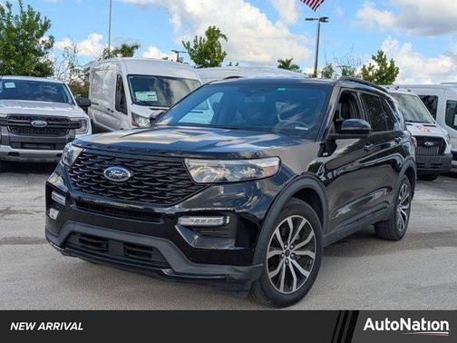 2022 Ford Explorer ST-Line