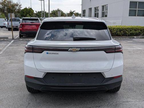 Summit White 2025 Chevrolet Equinox EV LT