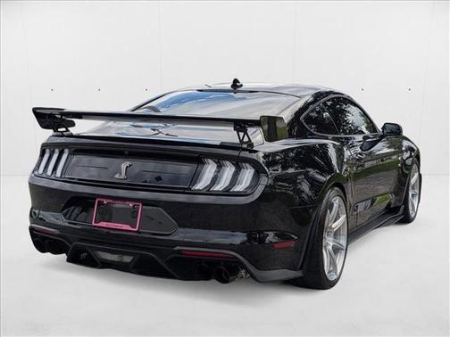 2022 Ford Shelby GT500 Base