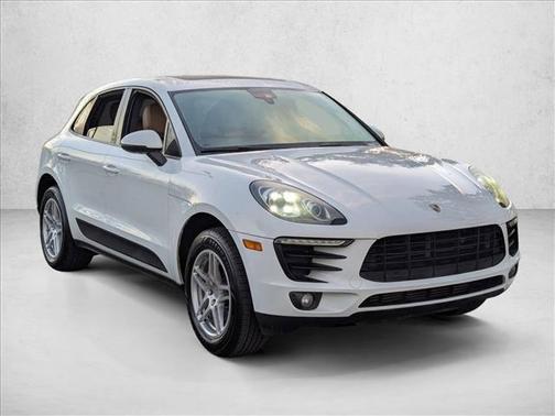 2018 Porsche Macan Sport Edition