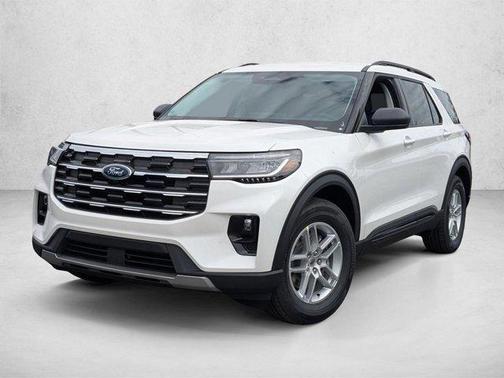 Star White Metallic Tri-Coat 2026 Ford Explorer Active