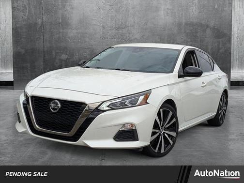 2021 Nissan Altima SR FWD
