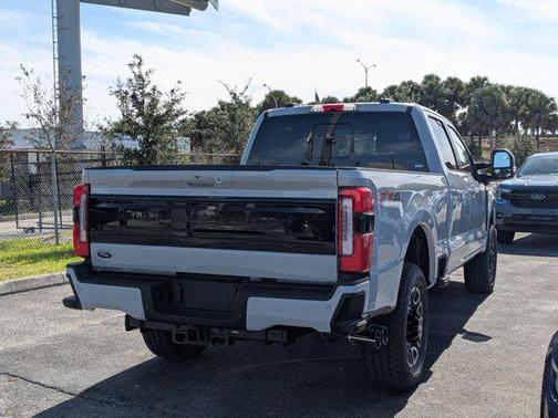 2026 Ford F-250 Platinum