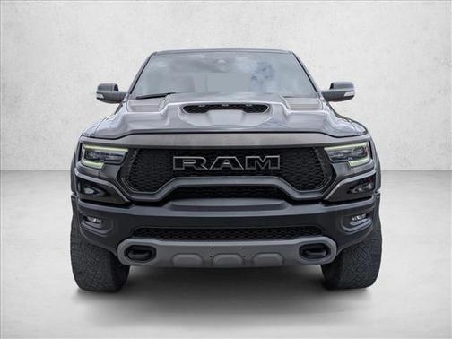 Diamond Black Crystal Pearlcoat 2022 RAM 1500 TRX