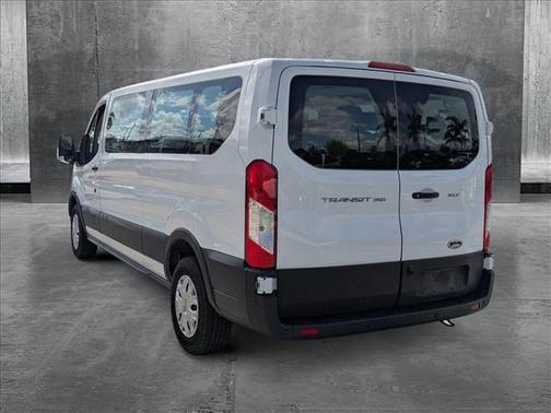 2022 Ford Transit-350 XLT