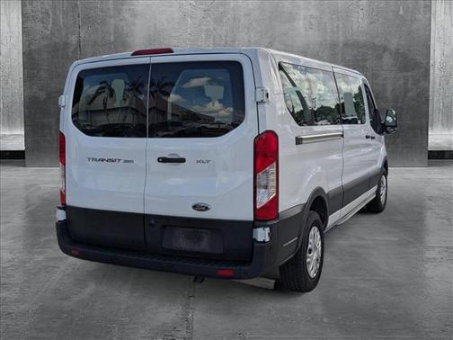 2022 Ford Transit-350 XLT