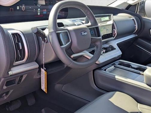 2026 Ford Expedition Max Active 4x2