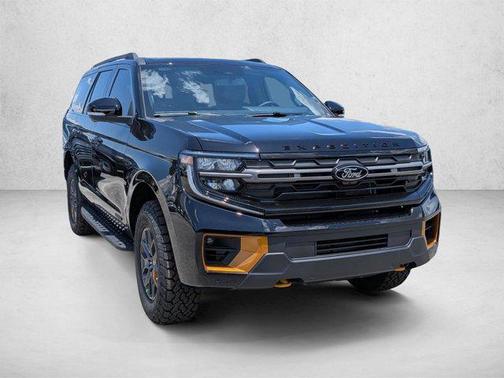 Agate Black Metallic 2026 Ford Expedition Tremor
