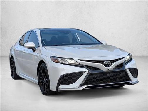Wind Chill Pearl 2021 Toyota Camry XSE