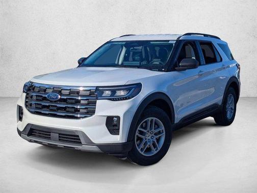 Star White Metallic Tri-Coat 2026 Ford Explorer Active