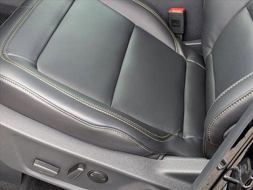 Shadow Black 2026 Ford Bronco Badlands