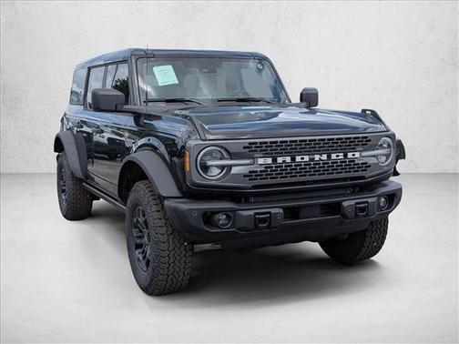 Shadow Black 2026 Ford Bronco Badlands