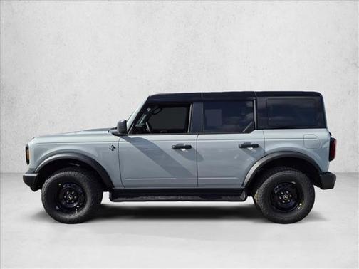 Avalanche Gray 2026 Ford Bronco Outer Banks