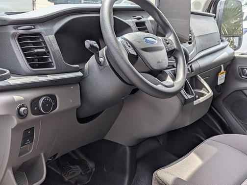 Oxford White 2026 Ford Transit-250 Base