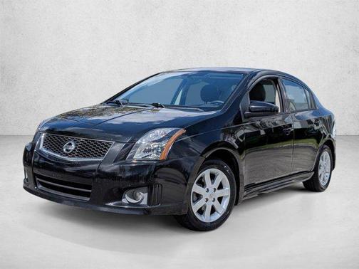 Super Black 2011 Nissan Sentra 2.0 SR