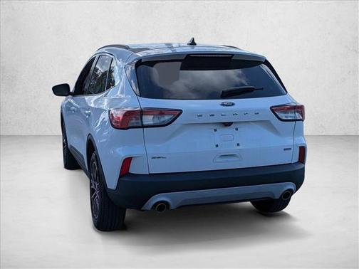 Oxford White 2022 Ford Escape SEL