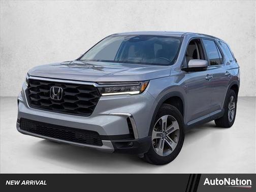 Silver/Gray 2024 Honda Pilot EX-L
