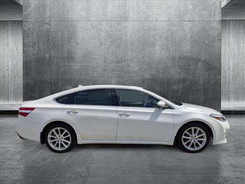 2013 Toyota Avalon Limited
