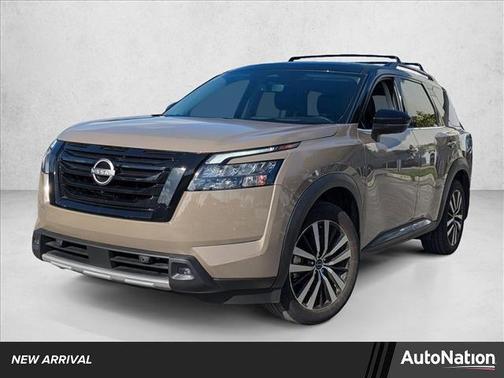 2025 Nissan Pathfinder Platinum FWD