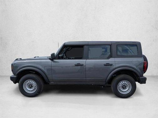 Carbonized Gray Metallic 2026 Ford Bronco Base