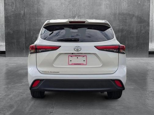 2021 Toyota Highlander L