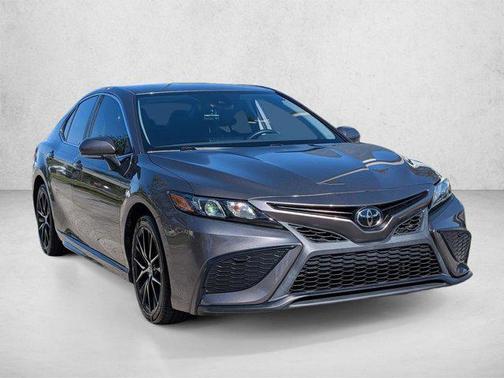 Predawn Gray Mica 2022 Toyota Camry SE