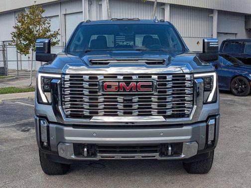 2024 GMC Sierra 2500 Denali