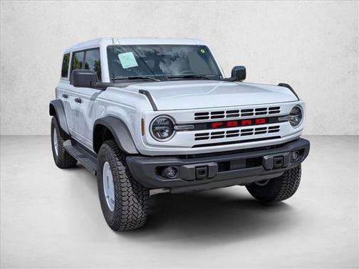 Oxford White 2026 Ford Bronco Heritage Edition