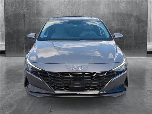 2022 Hyundai ELANTRA Limited