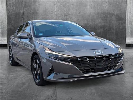 2022 Hyundai ELANTRA Limited