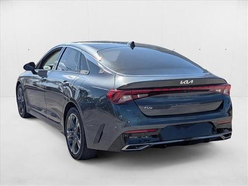 2022 Kia K5 EX