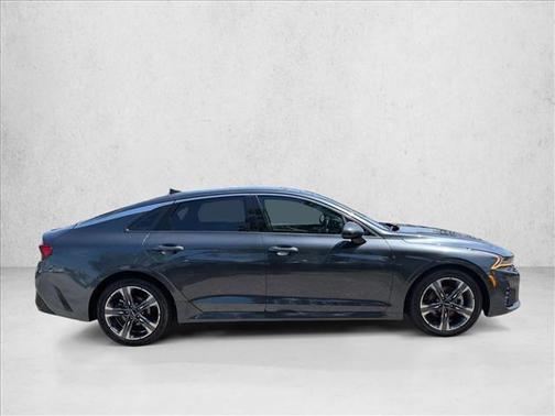 2022 Kia K5 EX