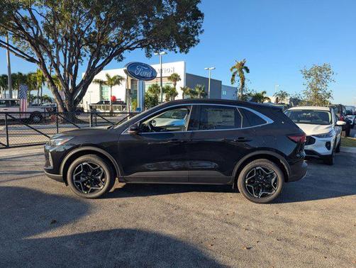 2026 Ford Escape Platinum