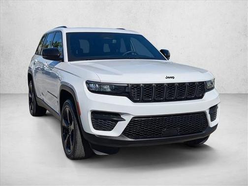 2023 Jeep Grand Cherokee Altitude