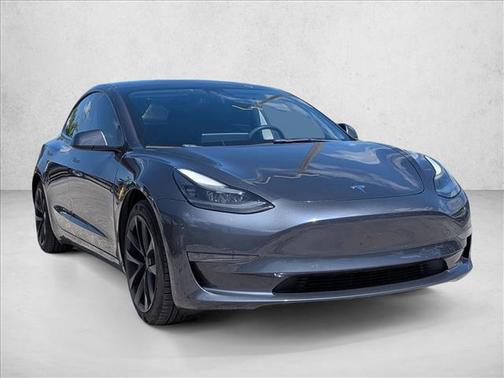 Silver/Gray 2021 Tesla Model 3 Standard Range Plus