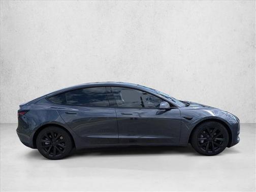Silver/Gray 2021 Tesla Model 3 Standard Range Plus