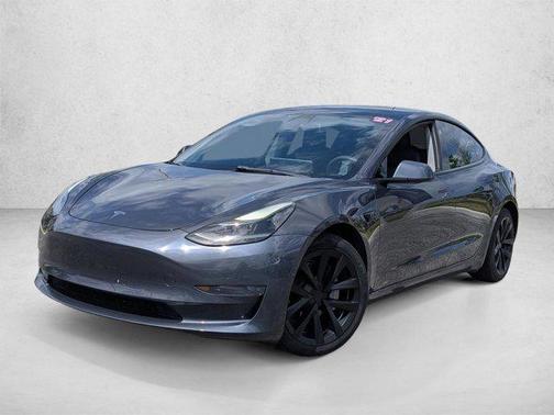 Silver/Gray 2021 Tesla Model 3 Standard Range Plus