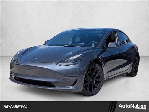 Silver/Gray 2021 Tesla Model 3 Standard Range Plus