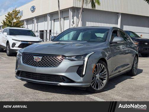 2023 Cadillac CT4 Premium Luxury