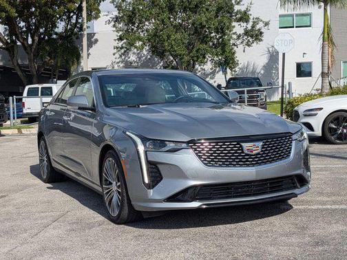 2023 Cadillac CT4 Premium Luxury