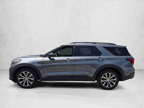 Carbonized Gray Metallic 2026 Ford Explorer ST-Line